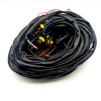 Arneses de cableado de ECU de 56 pines con múltiples conectores y protección de tuberías de PVC