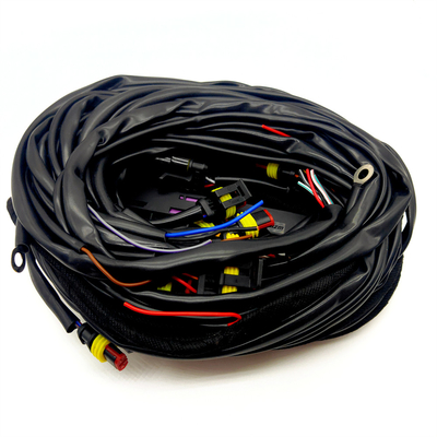 Arneses de cableado de ECU de 56 pines con múltiples conectores y protección de tuberías de PVC